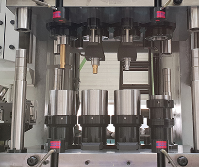 鍛造機　3点 KOREA PRECISION ENG CO., LTD.